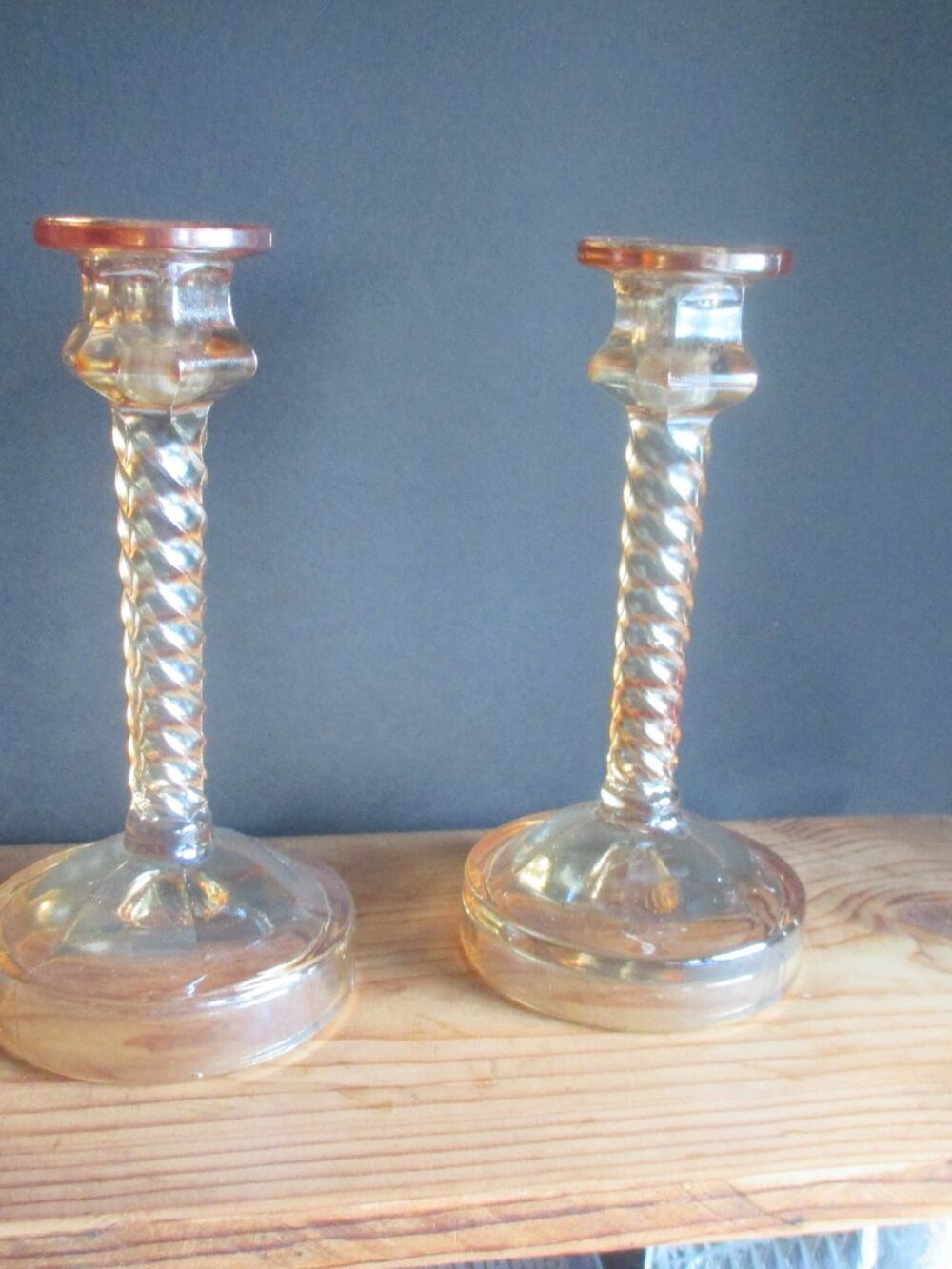 VGT. JEANETTE #5198 SPIRAL AMBER CANDLE STICKS/PAIR/8" TALL